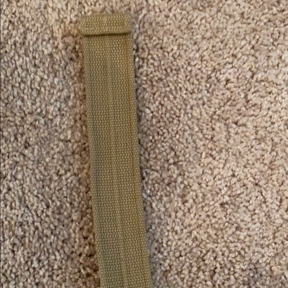 NWOT beige colored belt, adjustable size - Picture 5 of 5